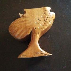 This is a  Jewelery rig box